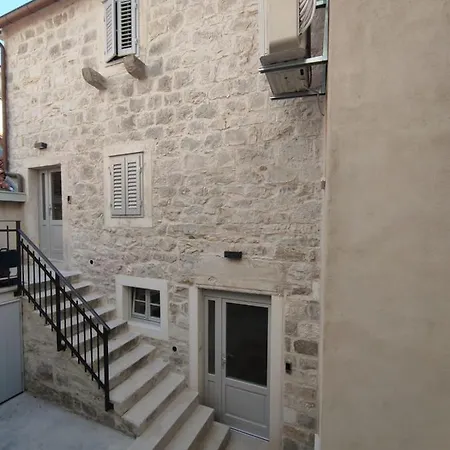 Radunica Old Town - 3 Daire *